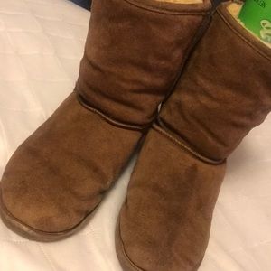 Bear paw boots
